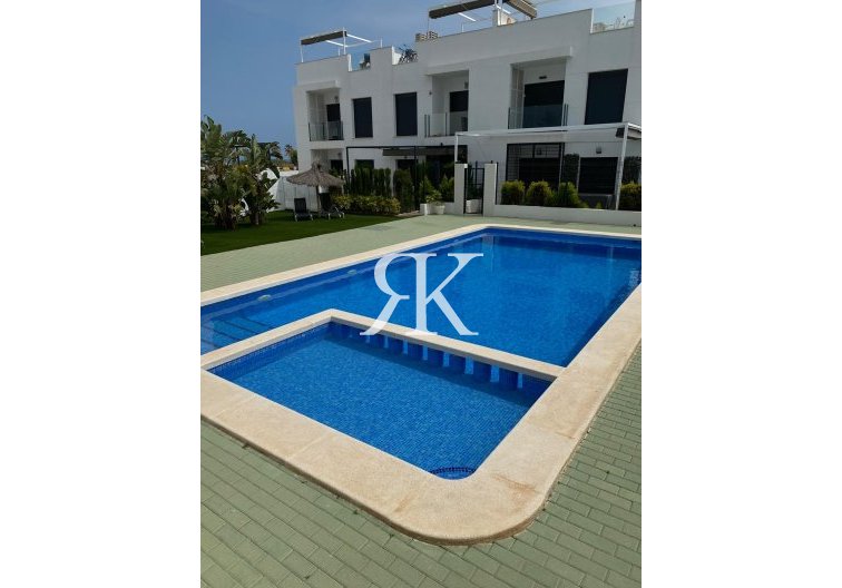 Apartamento  - Segunda mano - Pilar de la Horadada - Costa Blanca