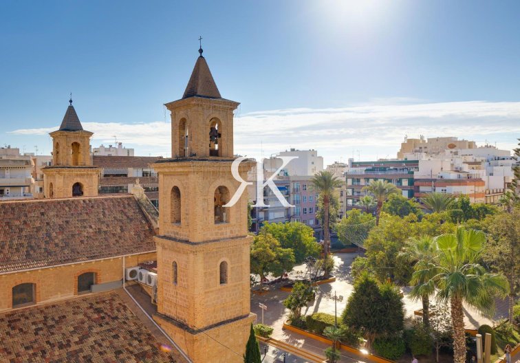 Apartamento  - Segunda mano - Torrevieja - Centro