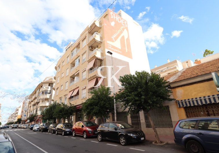 Apartamento  - Segunda mano - Torrevieja - Torrevieja