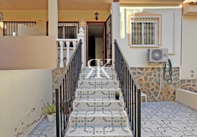 Apartment - Resale - Orihuela Costa - Costa Blanca