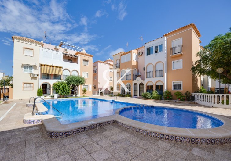 Apartment - Resale - Torrevieja - Los Náufragos