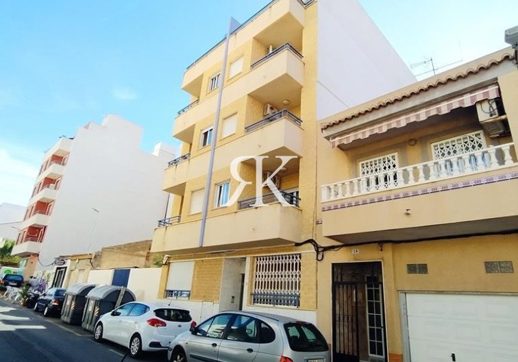Appartement - Herverkoop - Torrevieja - CENTRO CASCO URBANO