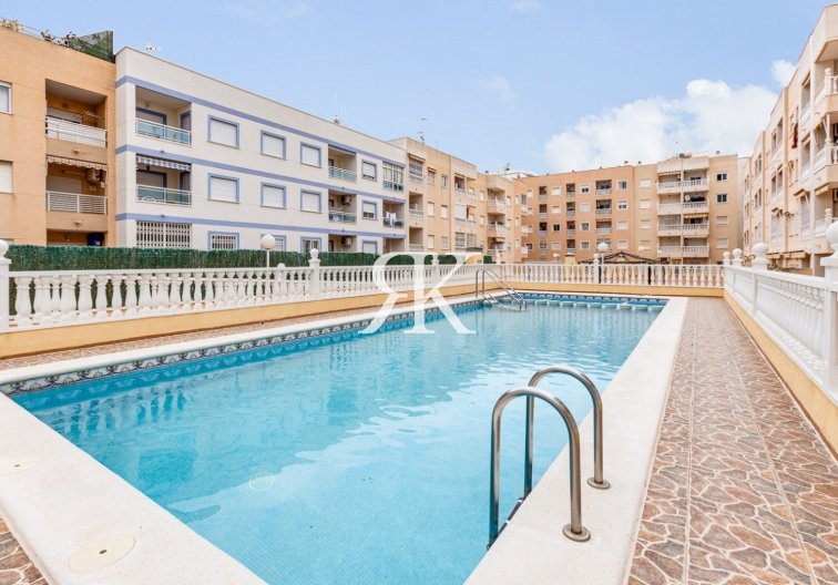 Appartement - Herverkoop - Torrevieja - Costa Blanca