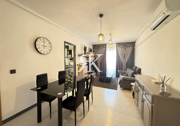 Appartement - Herverkoop - Torrevieja - Parque De Las Naciones