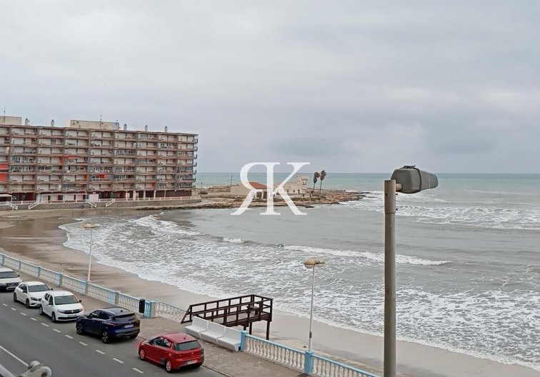 Appartement - Herverkoop - Torrevieja - PLAYA LOS LOCOS