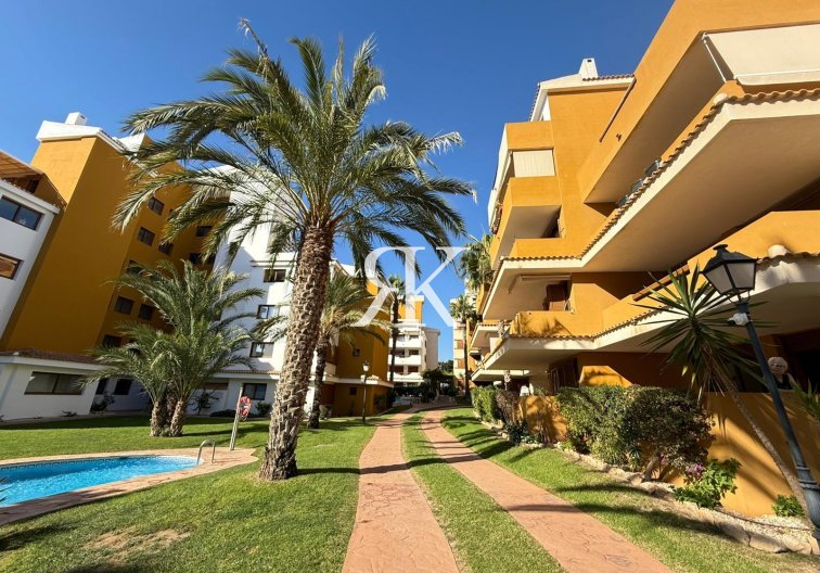 Appartement - Herverkoop - Torrevieja - Punta Prima