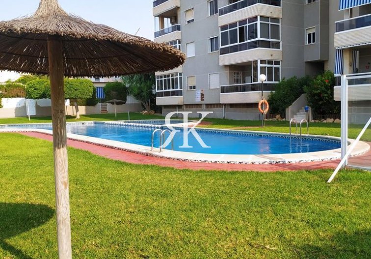 Appartement - Herverkoop - Torrevieja - Torreblanca