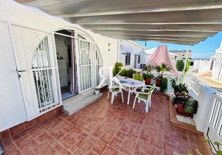 Bungalow - Herverkoop - Torrevieja - El Chaparral