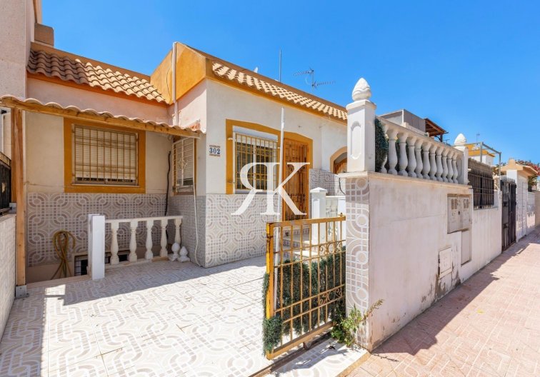 Bungalow - Herverkoop - Torrevieja - Jardín del Mar