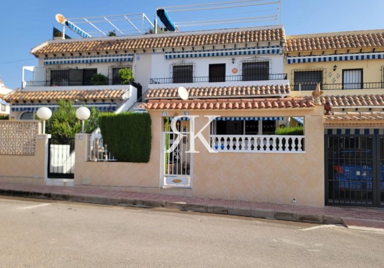 Bungalow - Wiederverkauf - Torrevieja - Los Frutales