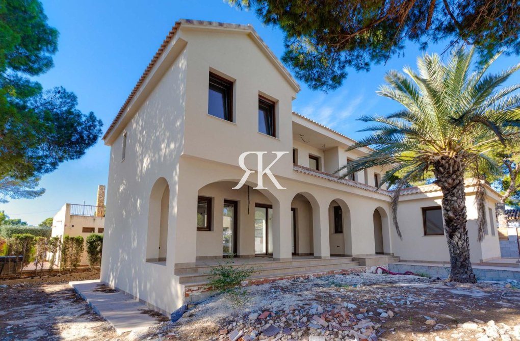 Construction Neuve - Villa Individuelle - Torrevieja - Punta Prima