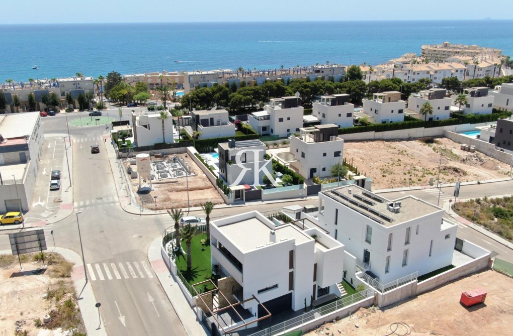 Construction Neuve - villa - Orihuela Costa - Campoamor
