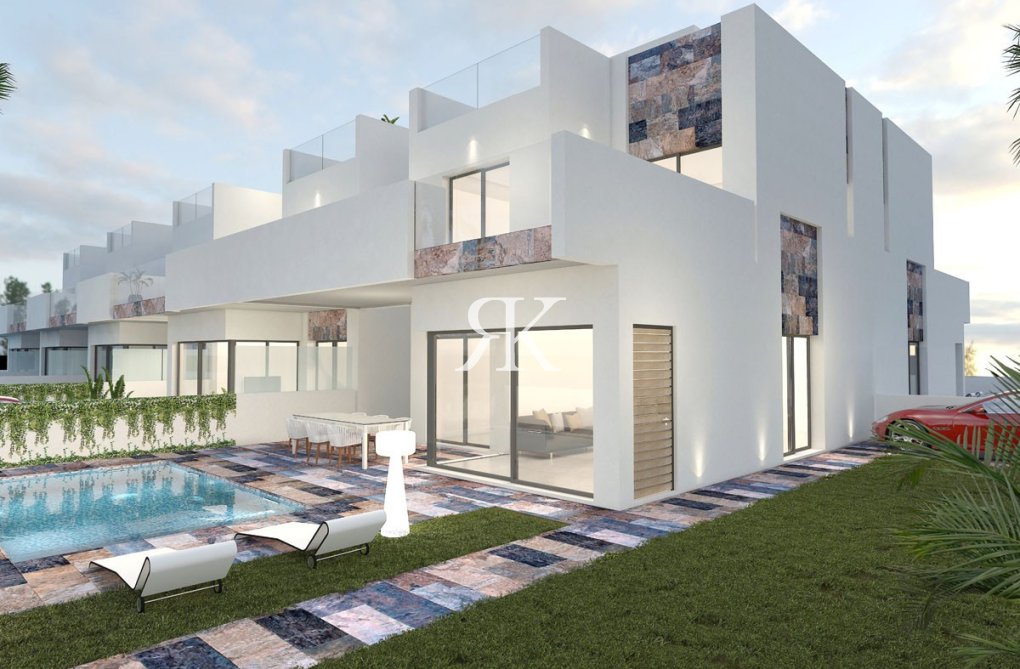 Construida bajo pedido - Villa independiente - Orihuela Costa - Villamartín