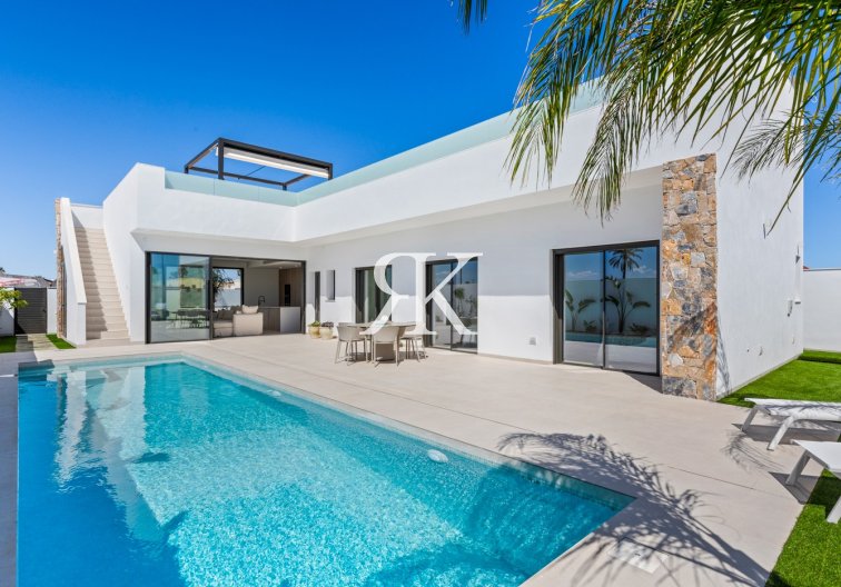 Detached Villa - New build Key in hand - Los Alcázares - La Serena Golf