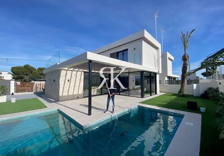 Detached Villa - New build Key in hand - San Miguel de Salinas - San Miguel de Salinas