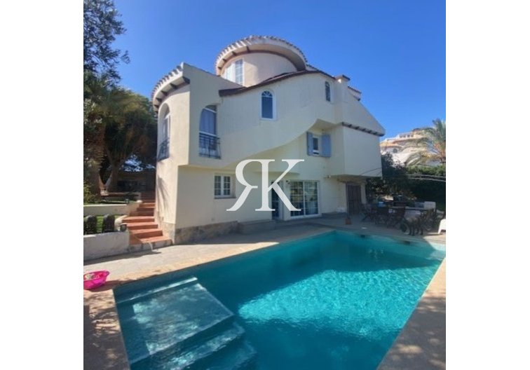 Detached Villa - Resale - Orihuela Costa - La Zenia