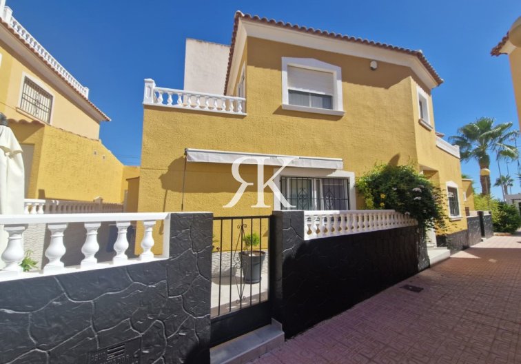 Duplex - Resale - Playa Flamenca - Costa Blanca
