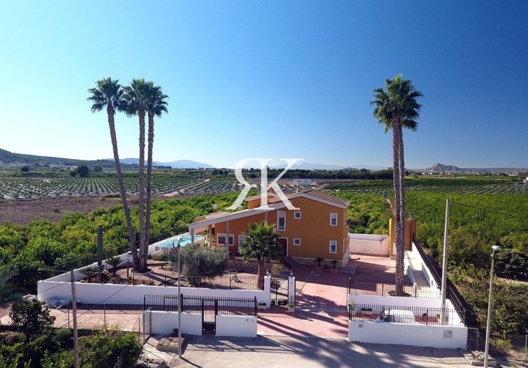 Finca - Wiederverkauf - Orihuela - Alicante