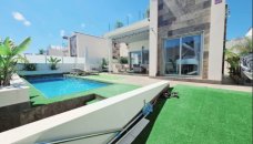 Freistehende Villa - Wiederverkauf - Orihuela Costa - C870