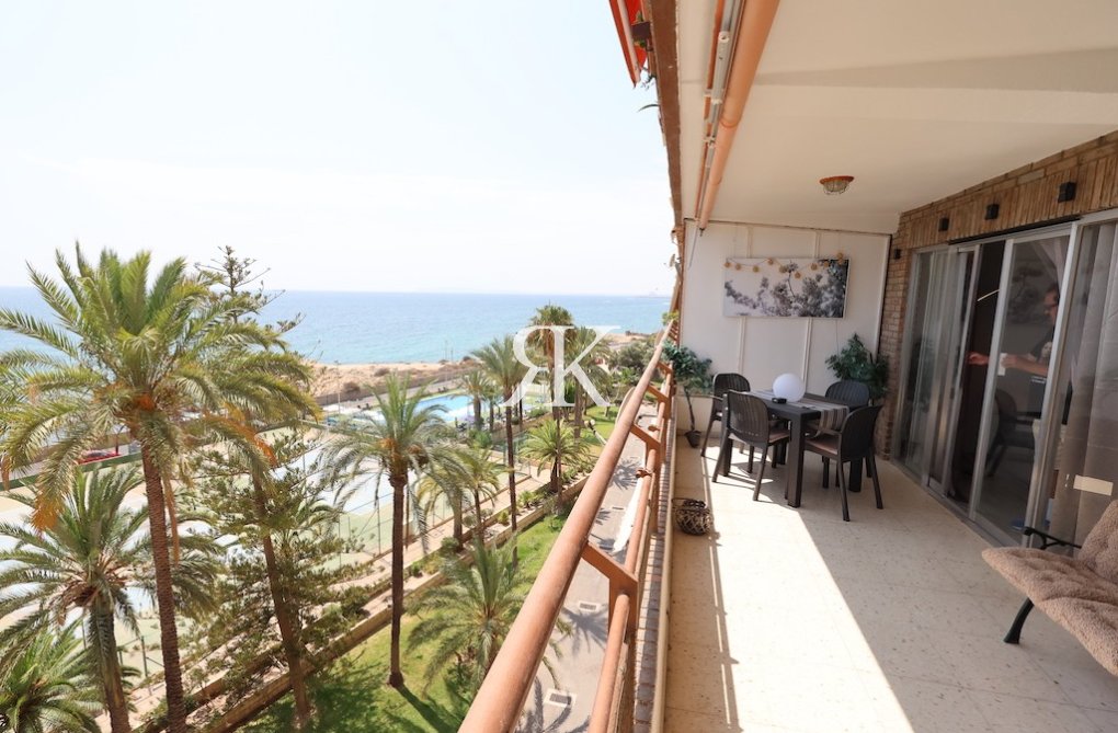 Gebouwd op aanvraag - Appartement - Alicante - Albufereta