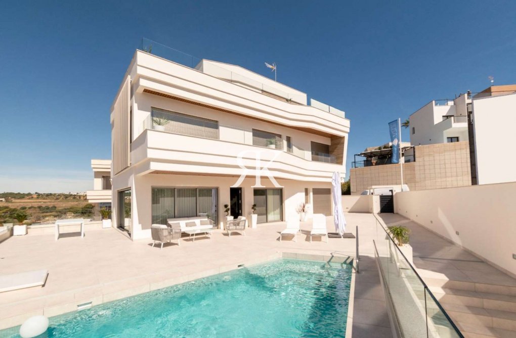 Gebouwd op aanvraag - Vrijstaande villa - Orihuela Costa - Campoamor