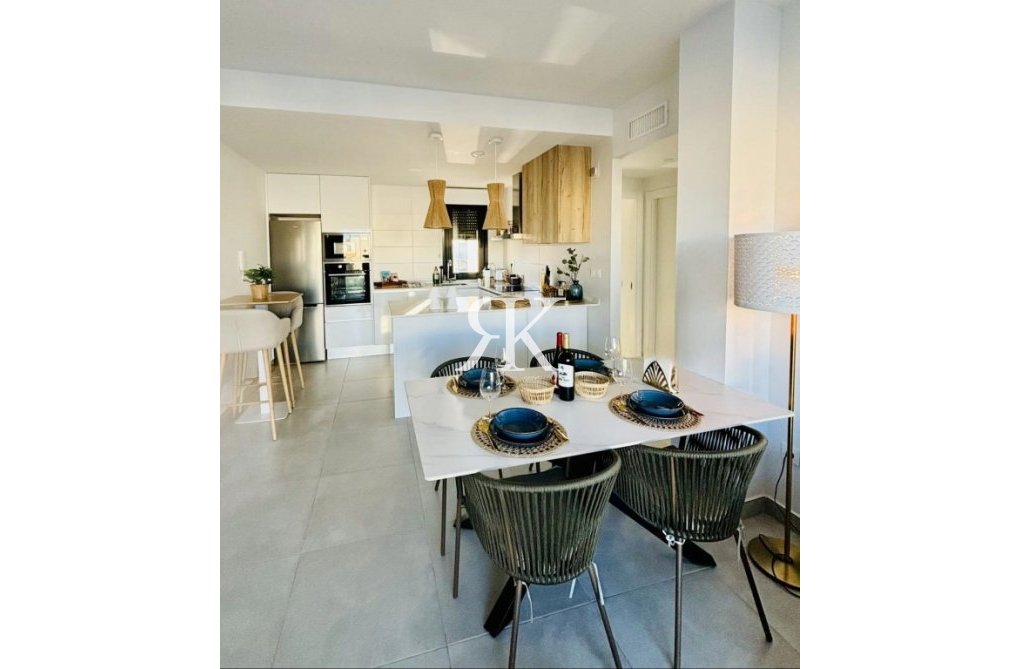 Herverkoop - Appartement - Las Filipinas - Inland