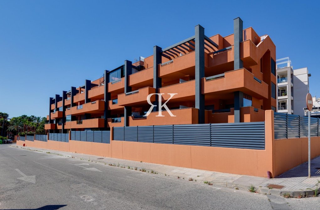 Herverkoop - Appartement - Orihuela Costa - Villamartín-las Filipinas