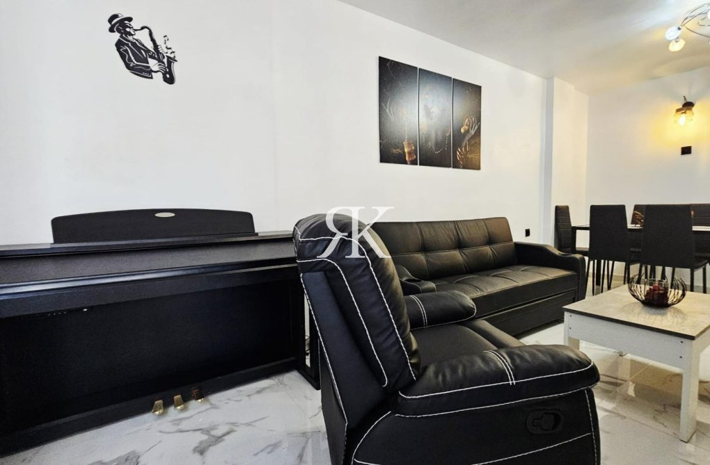 Herverkoop - Appartement - Torrevieja - Acequion