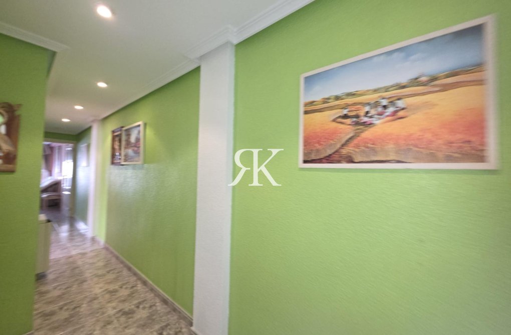 Herverkoop - Appartement - Torrevieja - Acequion