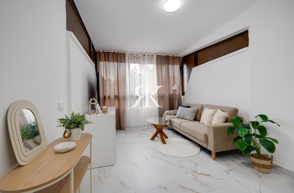 Herverkoop - Appartement - Torrevieja - Cabo Cervera