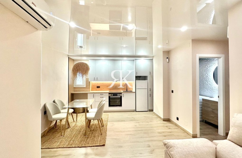 Herverkoop - Appartement - Torrevieja - Centro