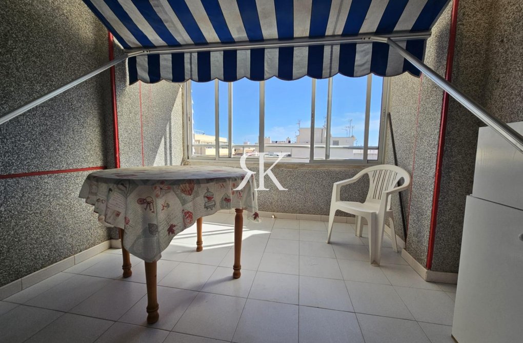 Herverkoop - Appartement - Torrevieja - Centro
