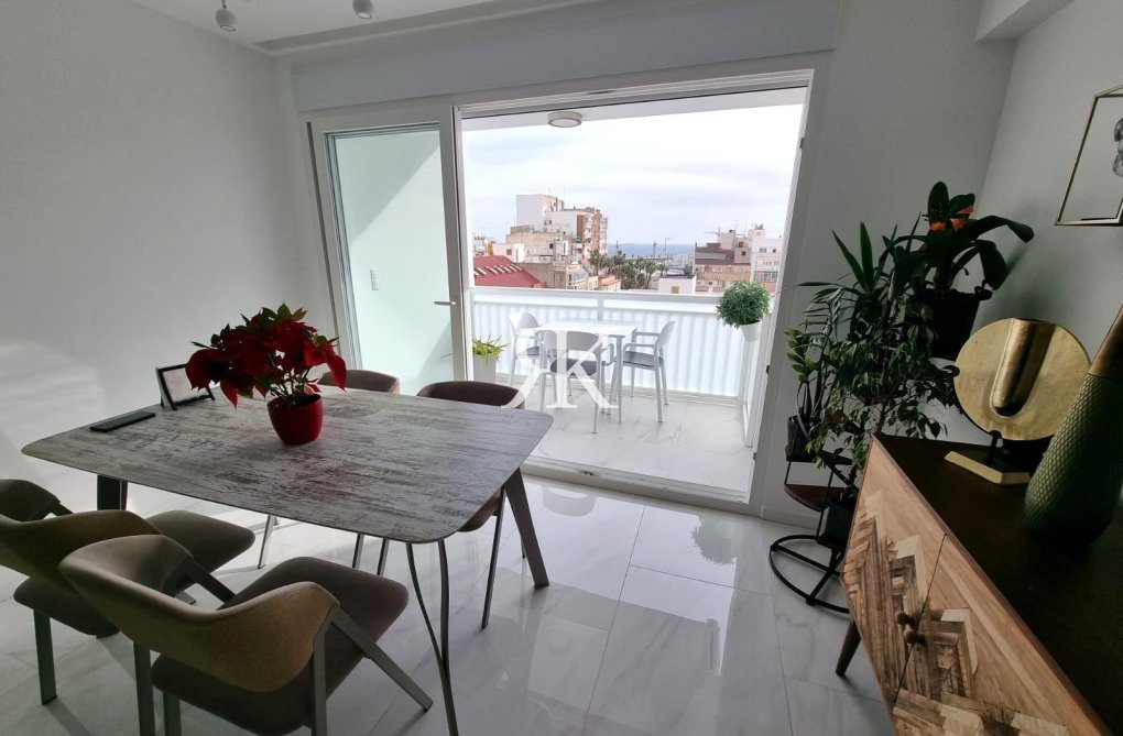Herverkoop - Appartement - Torrevieja - Centro