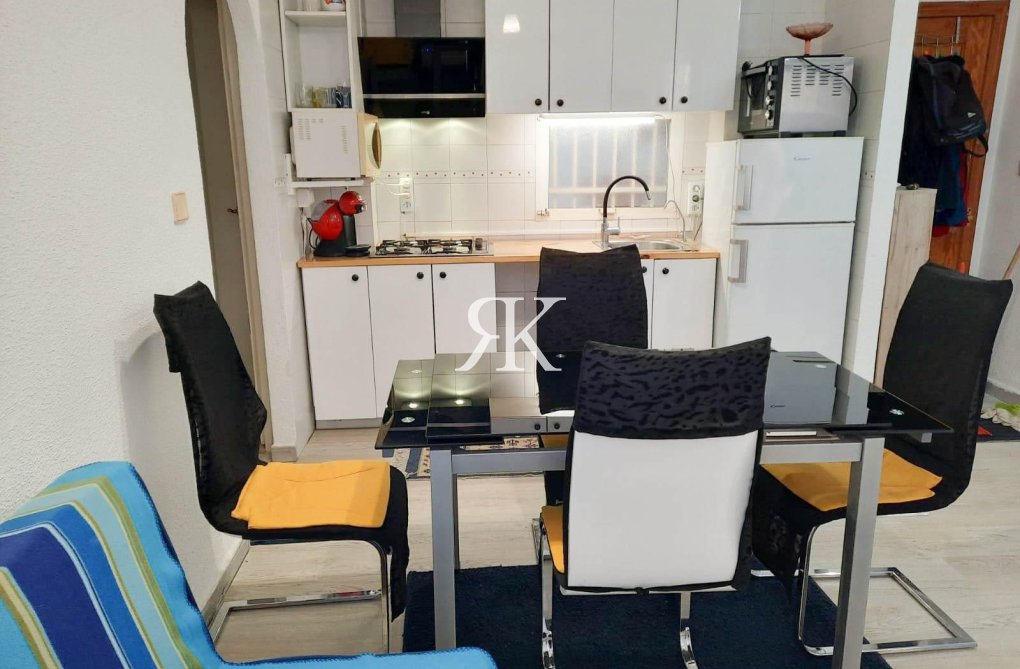 Herverkoop - Appartement - Torrevieja - Centro