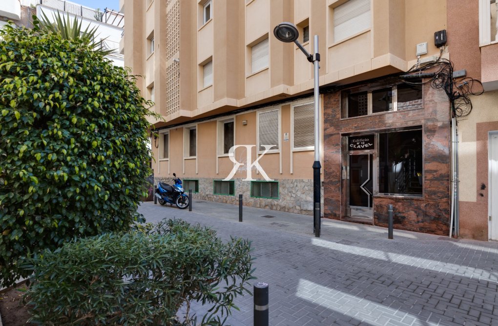 Herverkoop - Appartement - Torrevieja - Centro