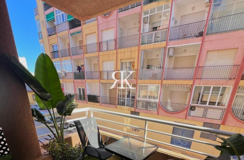 Herverkoop - Appartement - Torrevieja - Curva Del Palangre