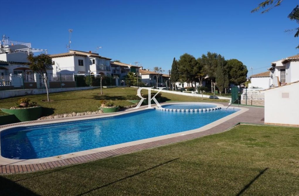 Herverkoop - Appartement - Torrevieja - Los Balcones 