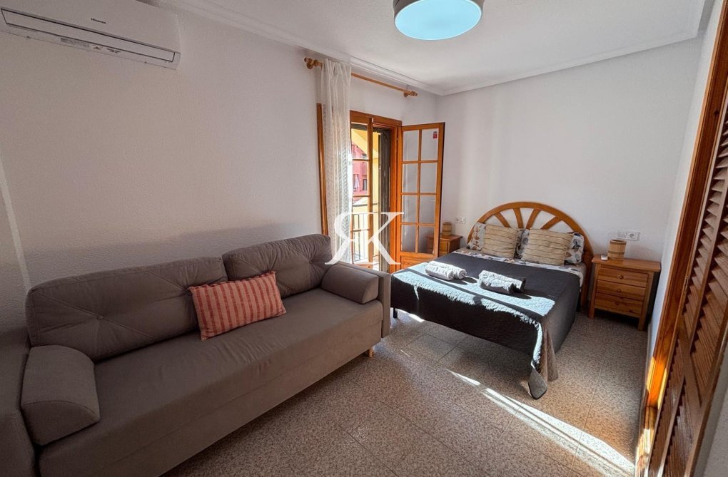 Herverkoop - Appartement - Torrevieja - Los Frutales