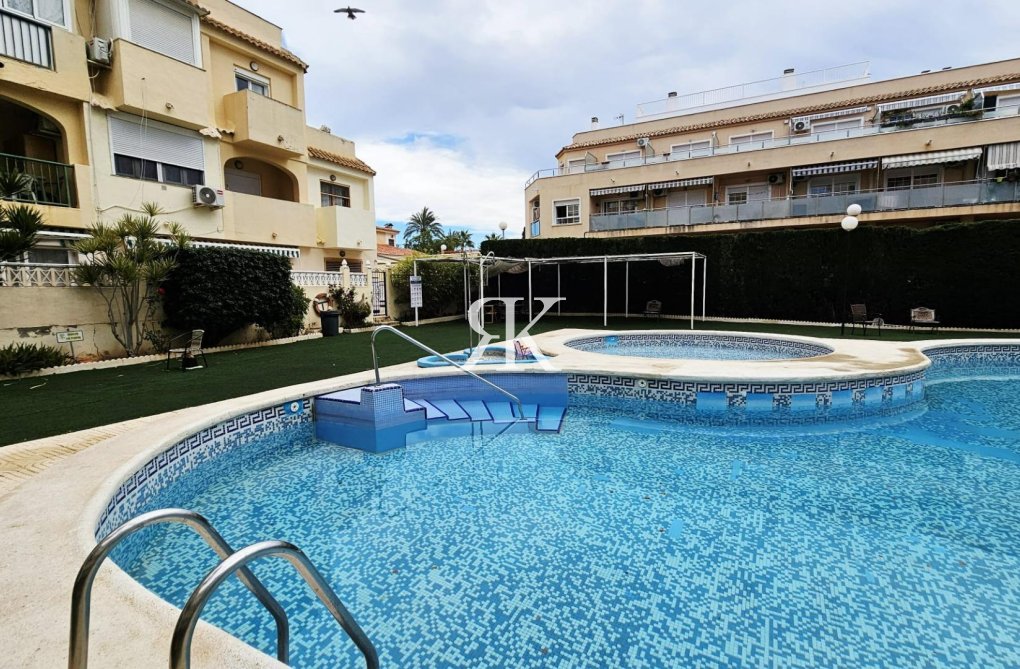 Herverkoop - Appartement - Torrevieja - Nueva Torrevieja