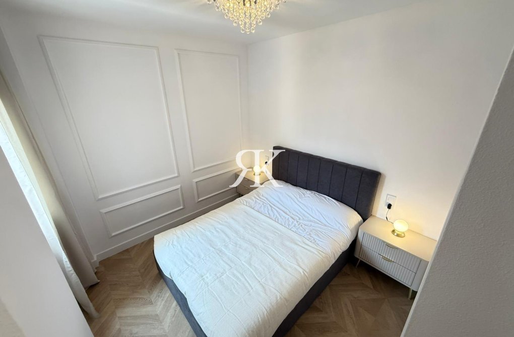 Herverkoop - Appartement - Torrevieja - Parque De Las Naciones