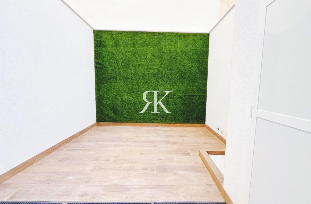 Herverkoop - Appartement - Torrevieja - Playa del Cura