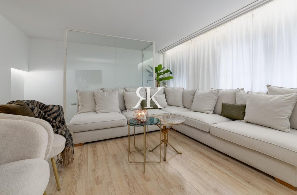 Herverkoop - Appartement - Torrevieja - Playa del Cura