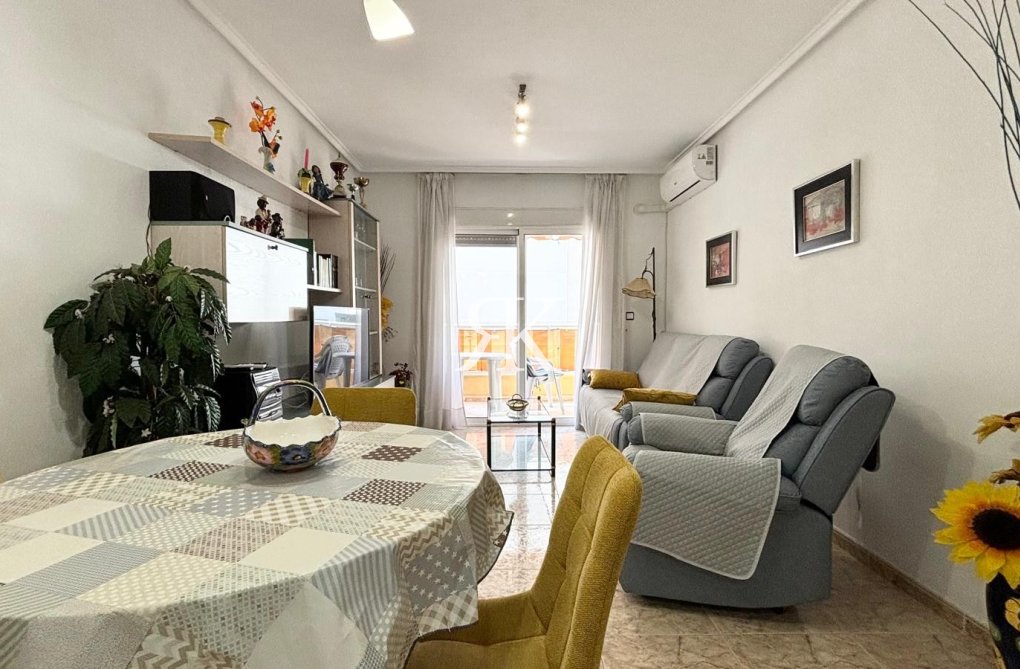 Herverkoop - Appartement - Torrevieja - Playa del Cura