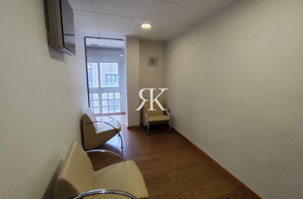 Herverkoop - Appartement - Torrevieja - Puerto