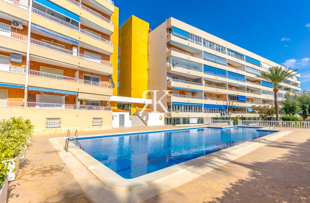 Herverkoop - Appartement - Torrevieja - Punta Prima