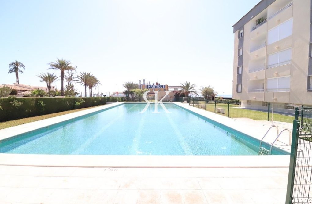 Herverkoop - Appartement - Torrevieja - Punta Prima