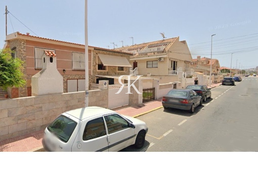 Herverkoop - Bungalow op de bovenste verdieping - Torrevieja - Torrelamata - La Mata