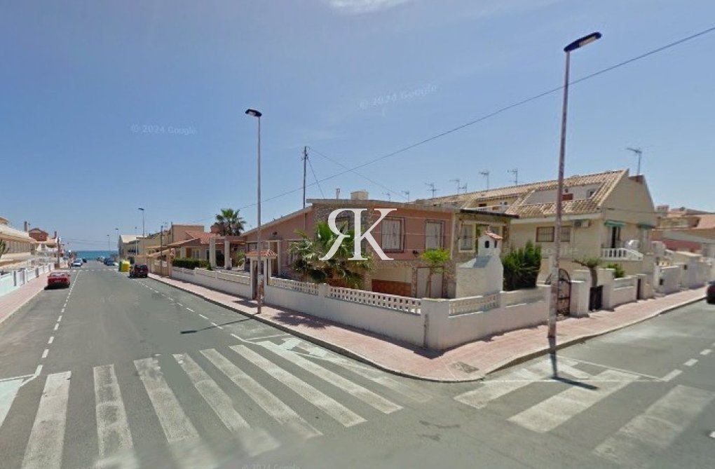 Herverkoop - Bungalow op de bovenste verdieping - Torrevieja - Torrelamata - La Mata