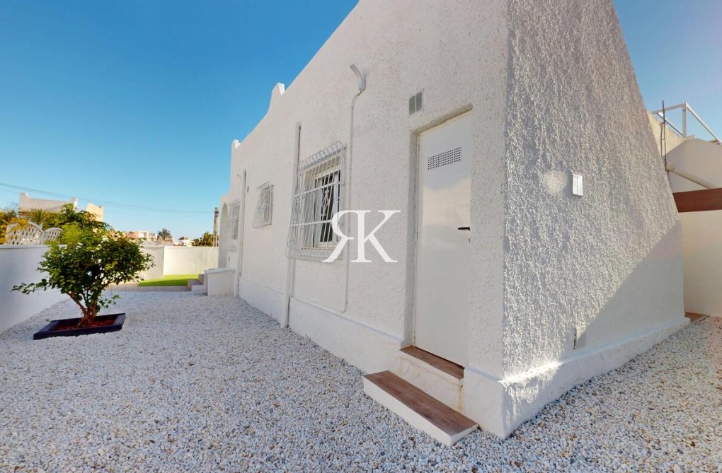 Herverkoop - Bungalow - Orihuela Costa - Costa Blanca