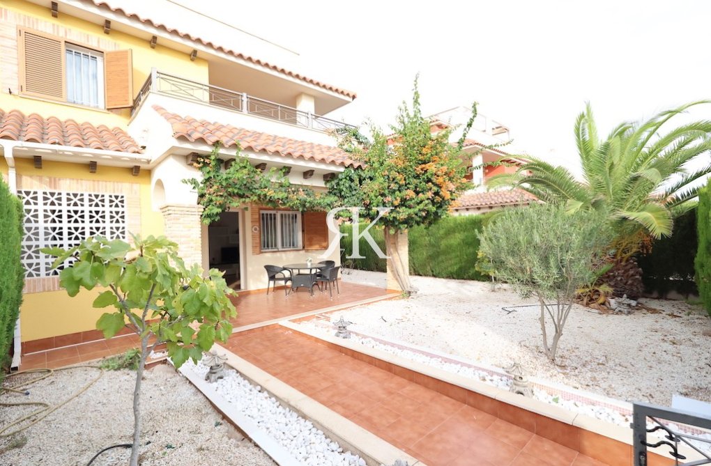 Herverkoop - Halfvrijstaande villa - Orihuela Costa - Playa Flamenca